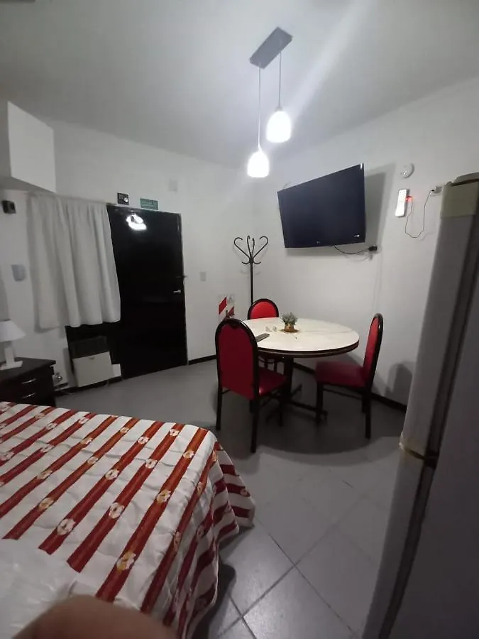 Apartamentos Willy - En Zona Residencial Con Estacionamiento Mendoza Argentina