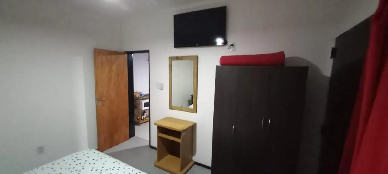 Apartamentos Willy - En Zona Residencial Con Estacionamiento Mendoza Apartment